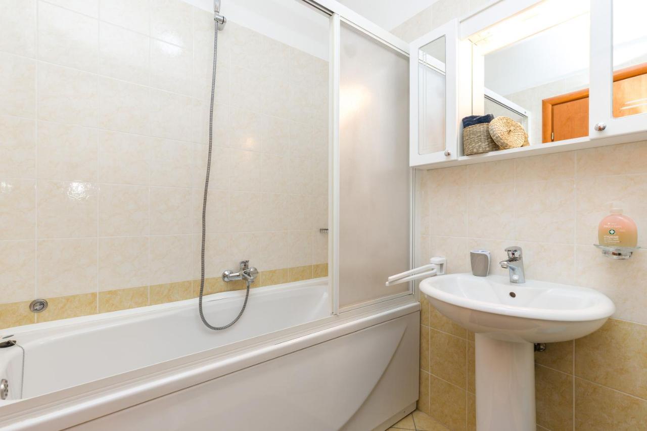 Main Street Apartments 2 ริเยกา ภายนอก รูปภาพ